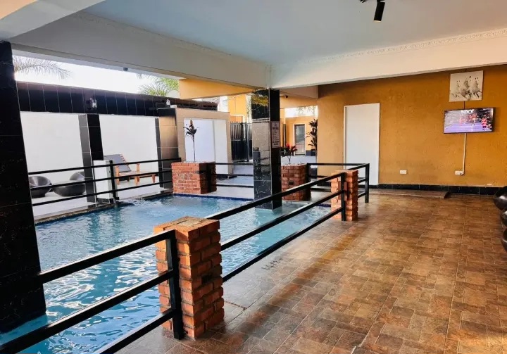 DreamWoods poolside bar and pool in Masvingo